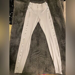 Warm stylish leggings from Nike in size small